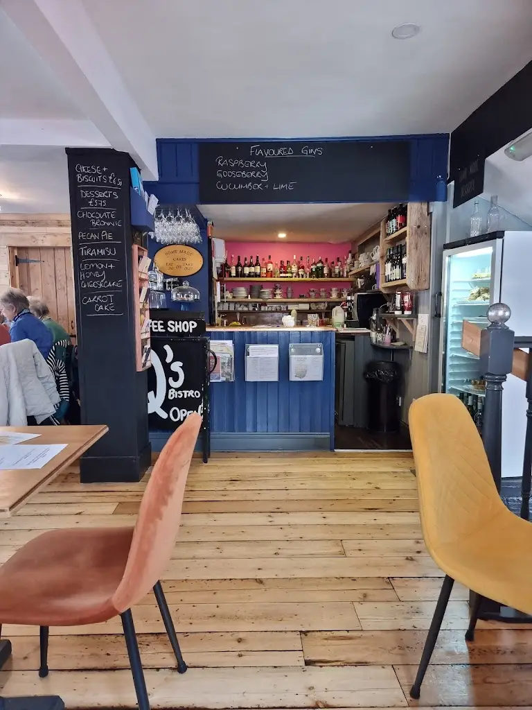sandy aslet-clark_Qs Coffee Shop & Bistro_Fakenham_review