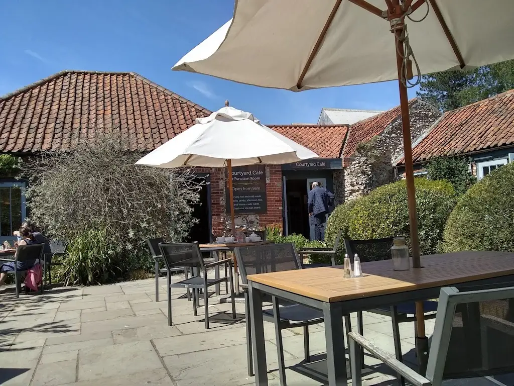 Courtyard Cafe_Fakenham_slider_image_1