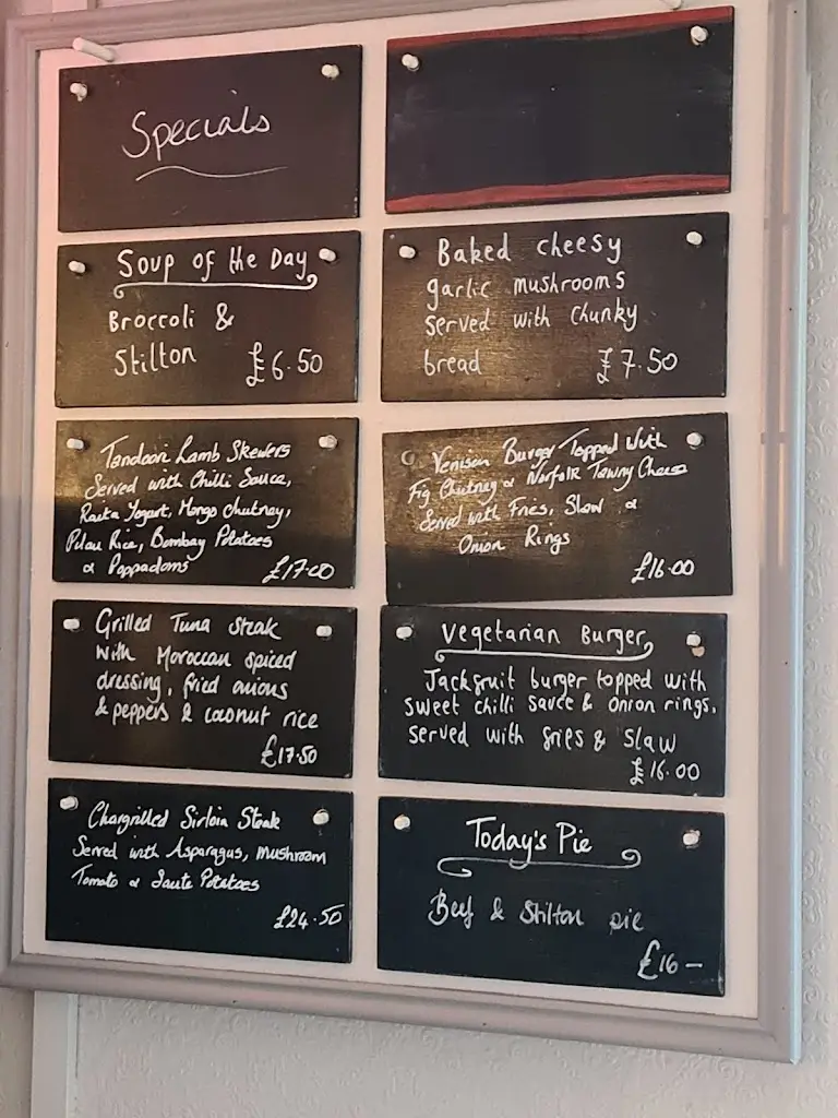 Menu_Chequers Inn Binham_Fakenham_image_1