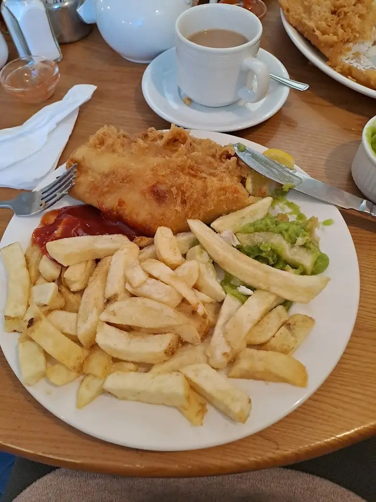 Drifters Fish & Chips_Fakenham_slider_image_3