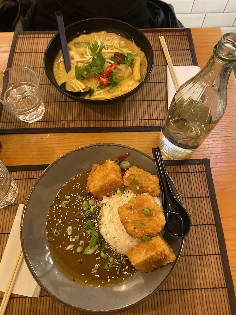 Mara Stefania_Fuzion Noodle Bar_Fallowfield_review