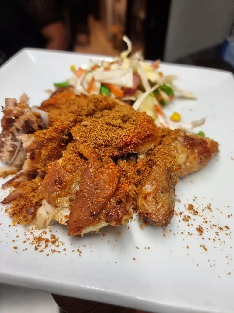 H.Q Restaurant_Fallowfield_slider_image_3