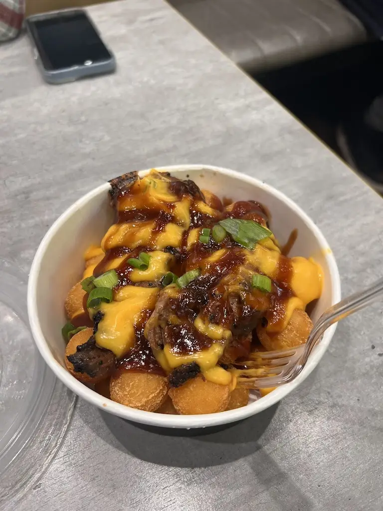 Burhanuddin Salim_Side Street Fallowfield_Fallowfield_review