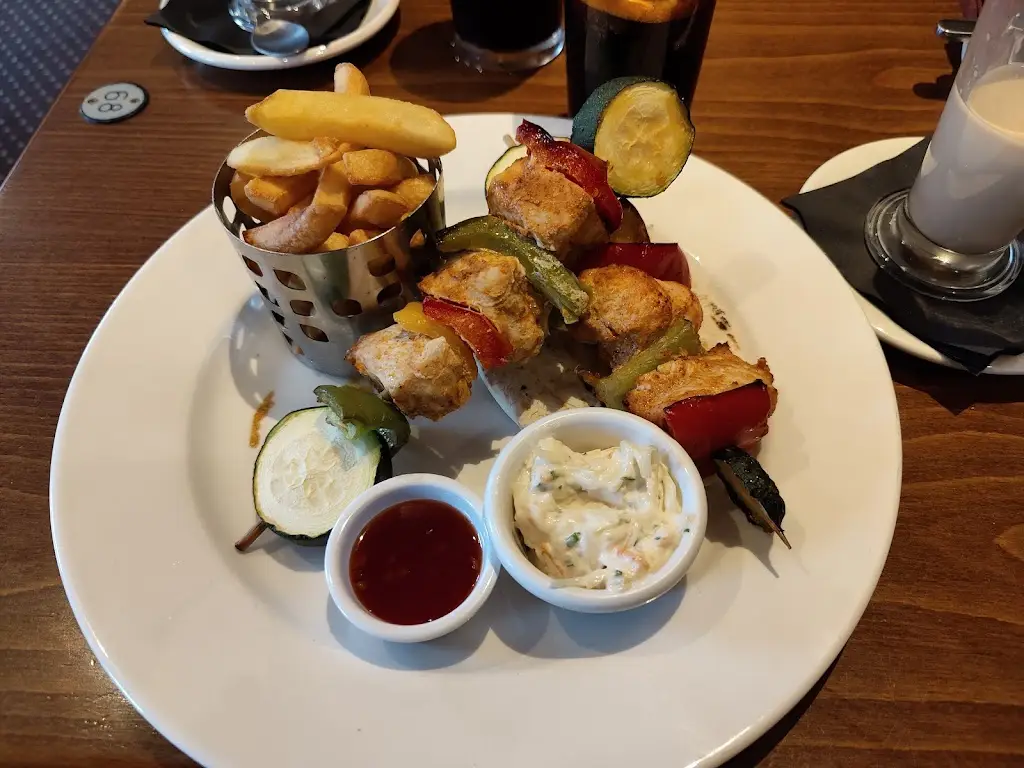 Menu_Sir Henrys_Aveley_image_8