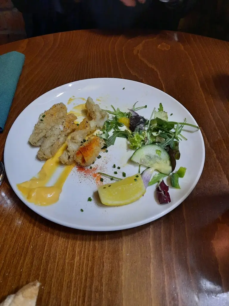 Menu_Sir Henrys_Aveley_image_9