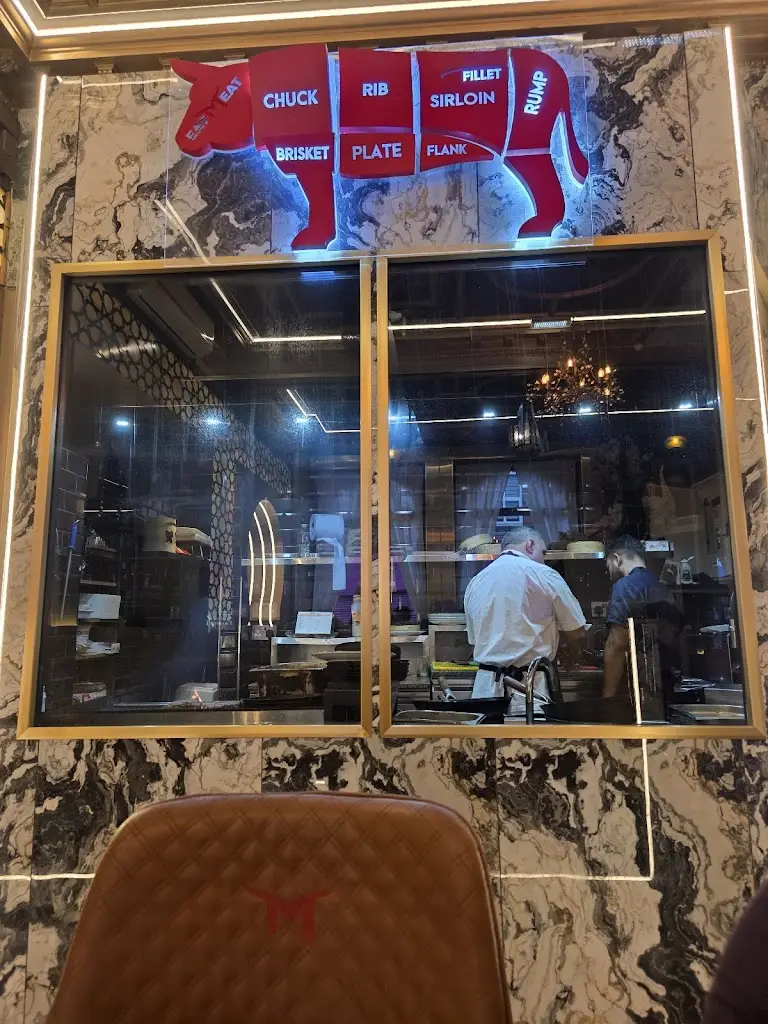 Aysh Mian_Eat Meat Halal Steakhouse Manchester_Fallowfield_review