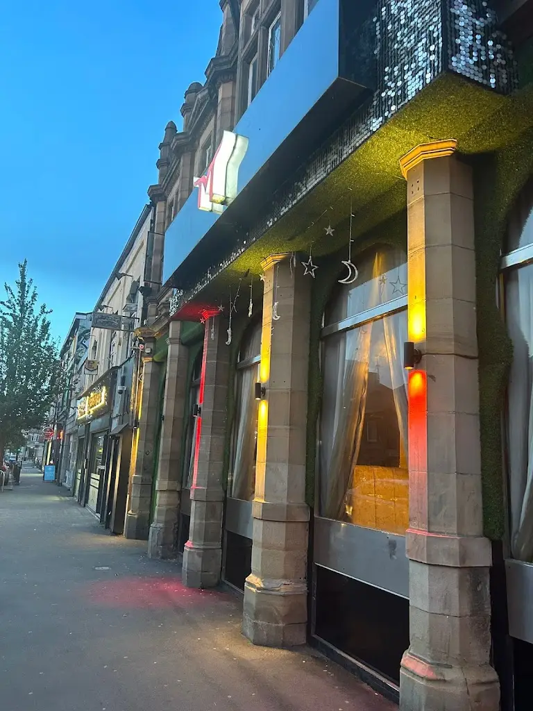 Eat Meat Halal Steakhouse Manchester_Fallowfield_slider_image_1