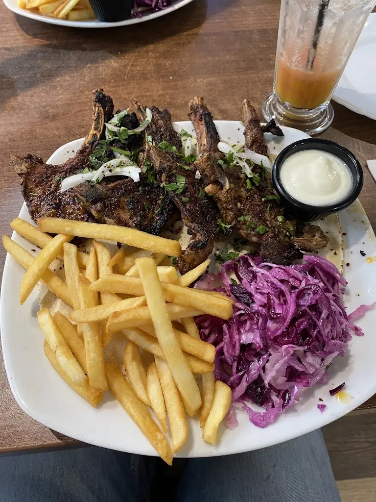 Hattie Hamzelou_Jafra Restaurant مطعم جفرا_Fallowfield_review