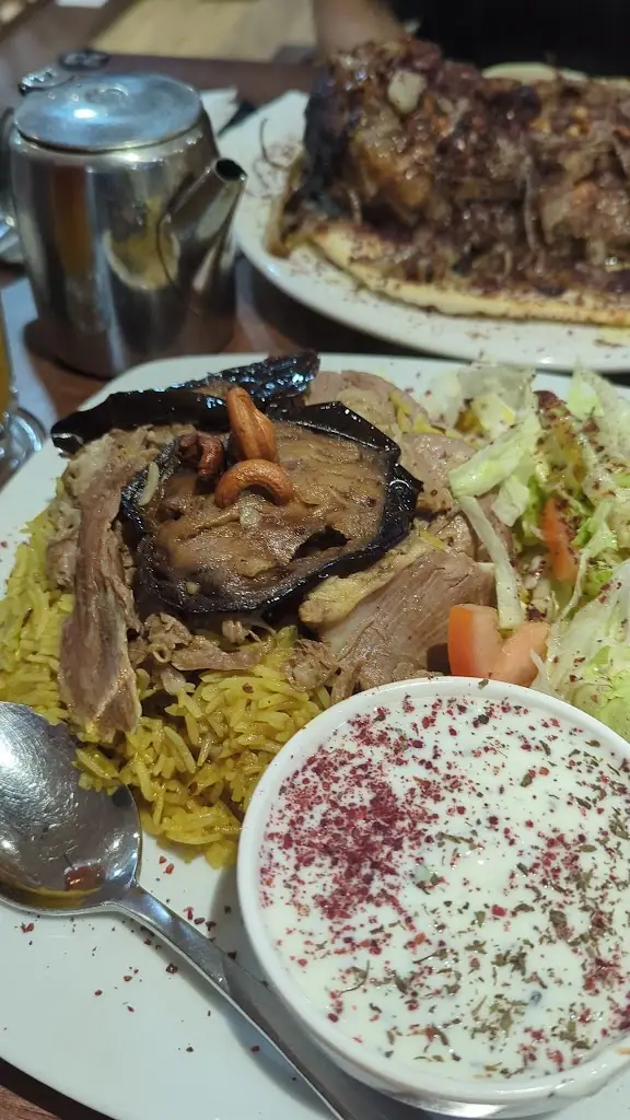 Jafra Restaurant مطعم جفرا_Fallowfield_slider_image_2