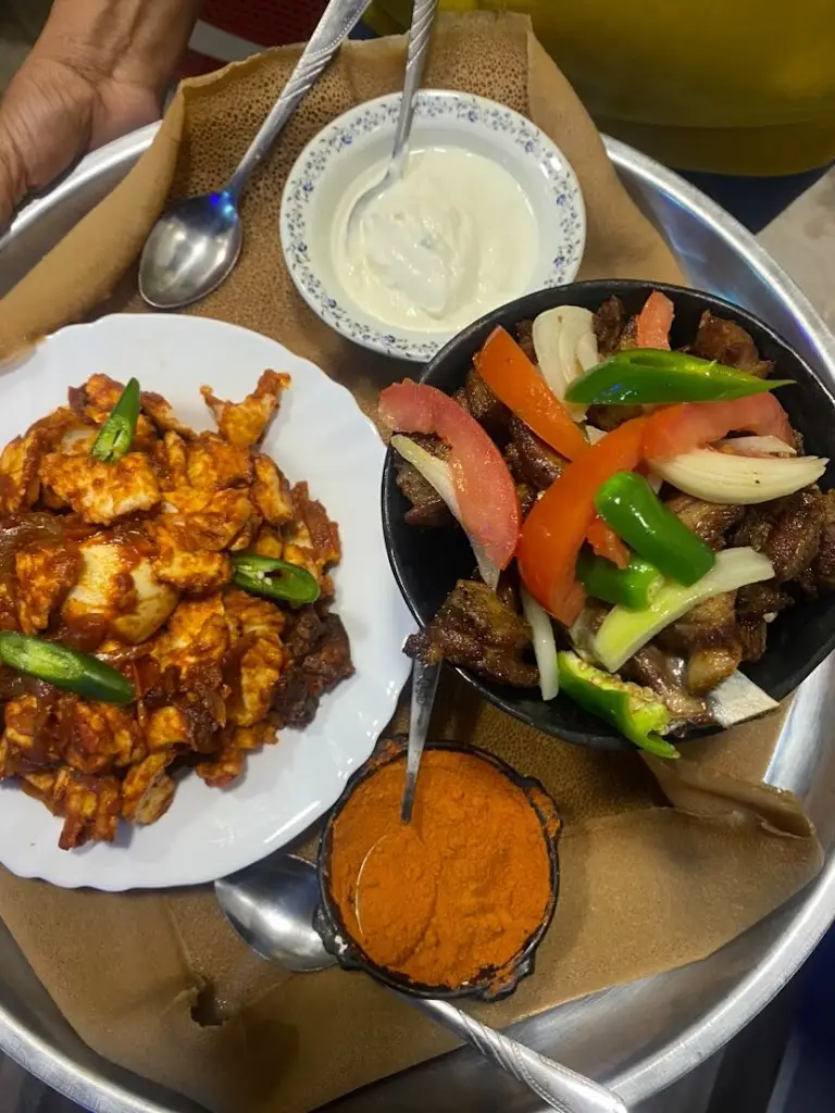 Zula Habesha Restaurant_Fallowfield_slider_image_3