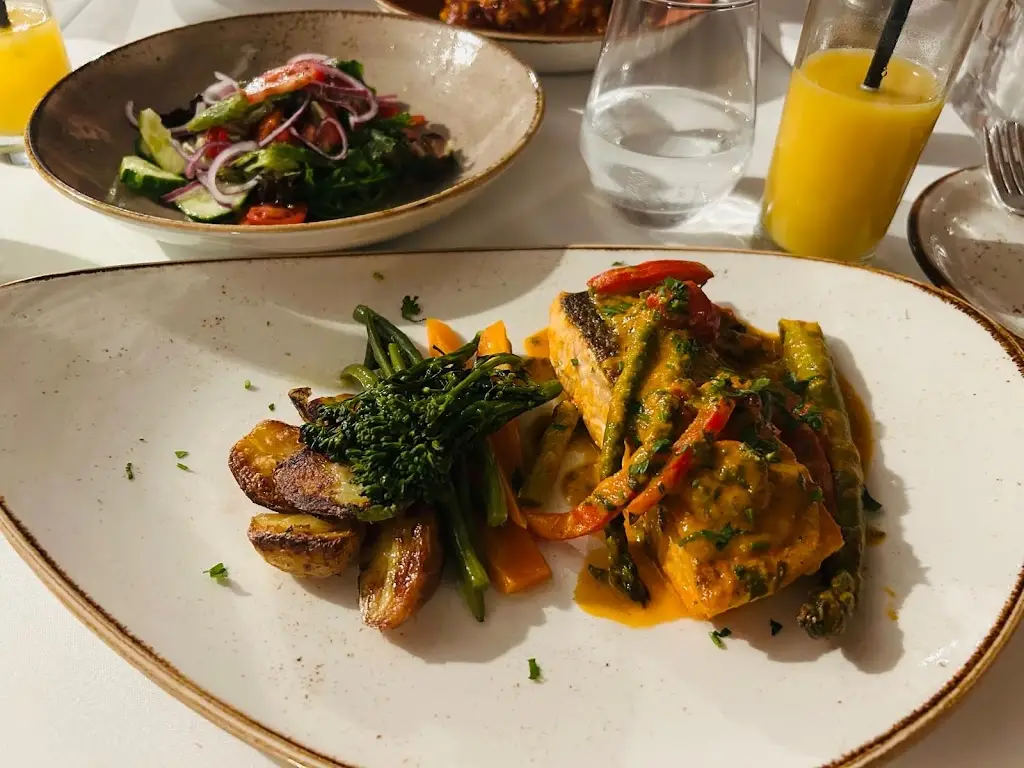 Wojciech Sobotkiewicz_Villa Romana Fareham_Fareham_review