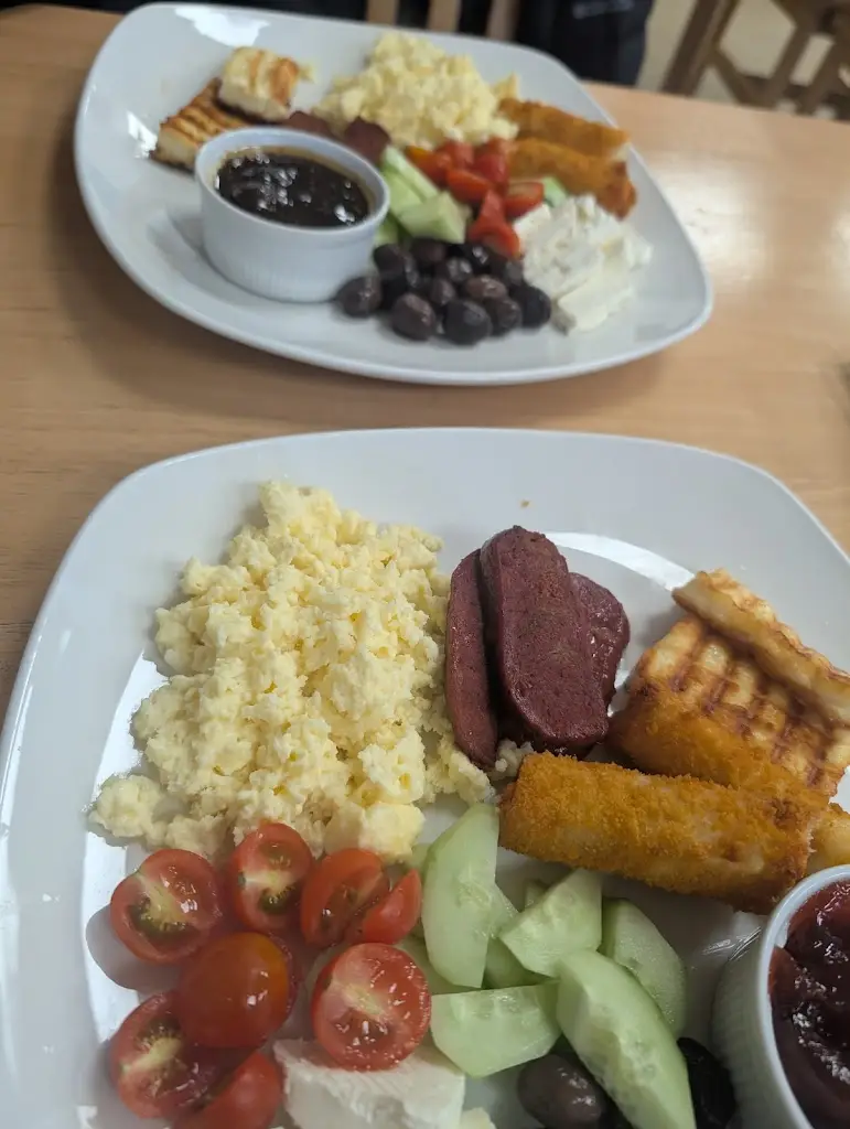 Menu_Ali’s cafe restaurant_Aveley_image_9