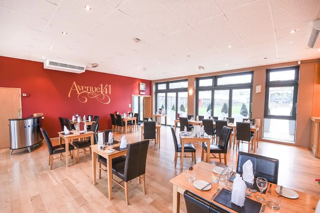 Avenue 141 restaurant in Fareham