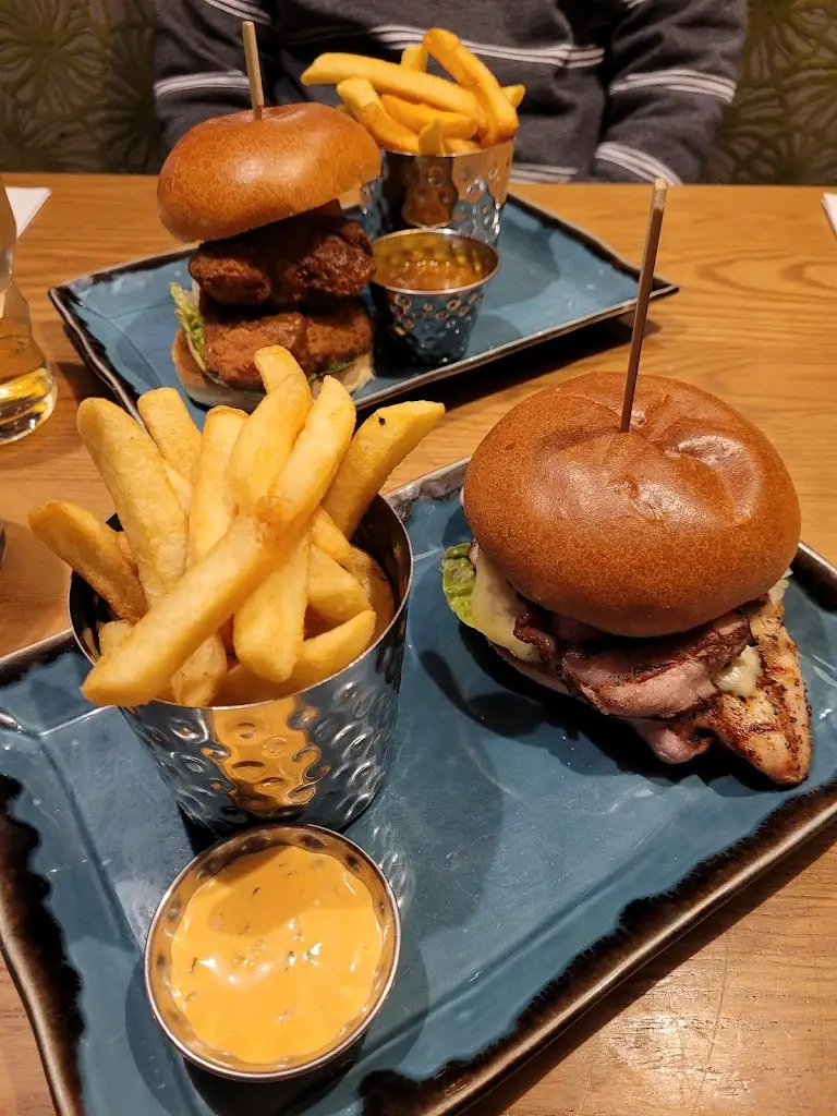 Menu_Harvester Buccaneer Fareham_Fareham_image_8