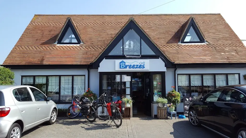 Breezes Cafe_Fareham_slider_image_1
