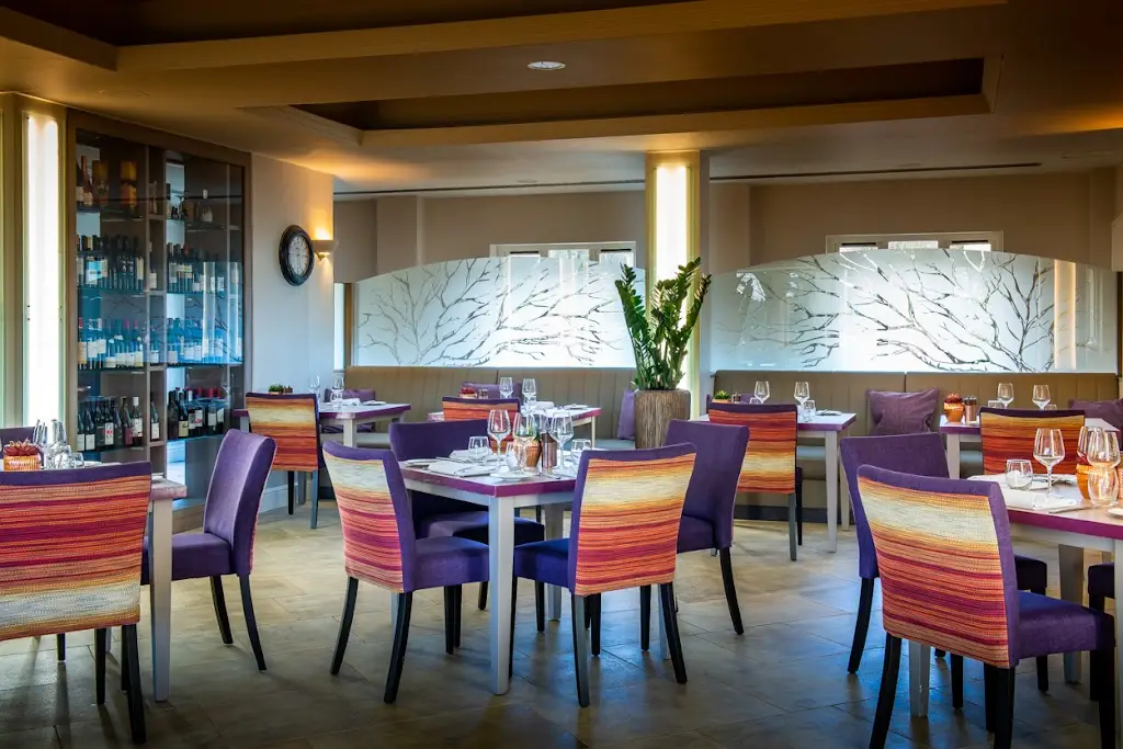 Restaurant 56_Faringdon_slider_image_1