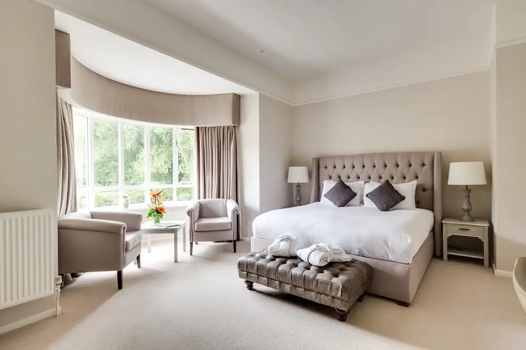 Sudbury House Hotel restaurant in Faringdon