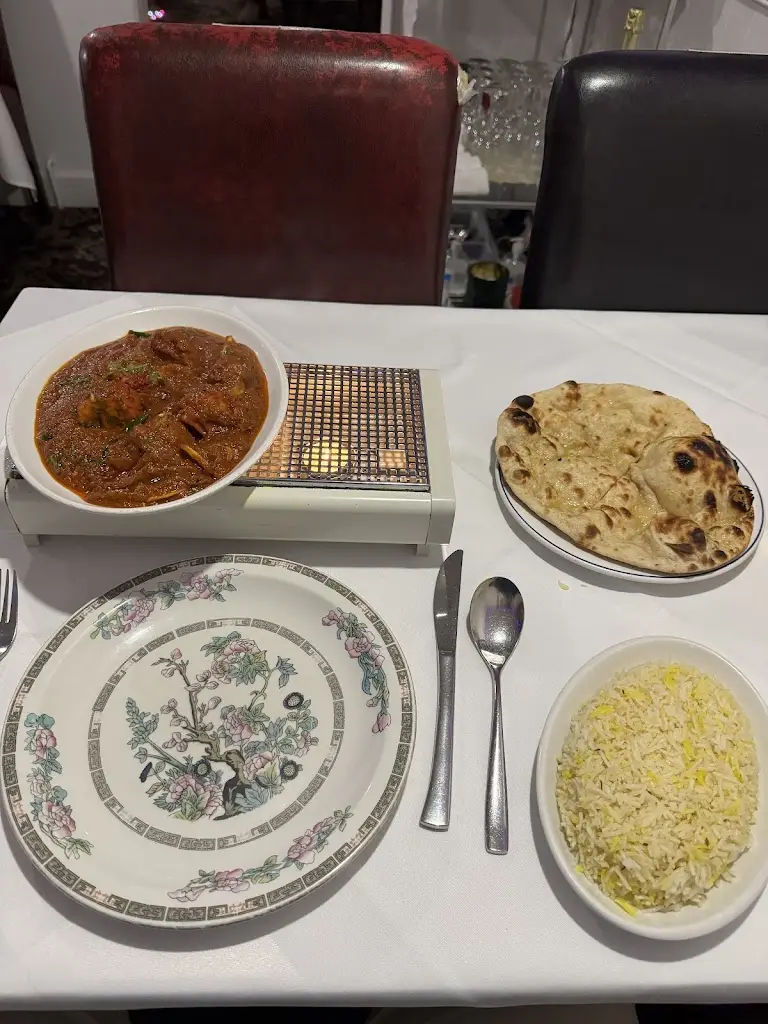 Viceroy Tandoori_Faringdon_slider_image_3