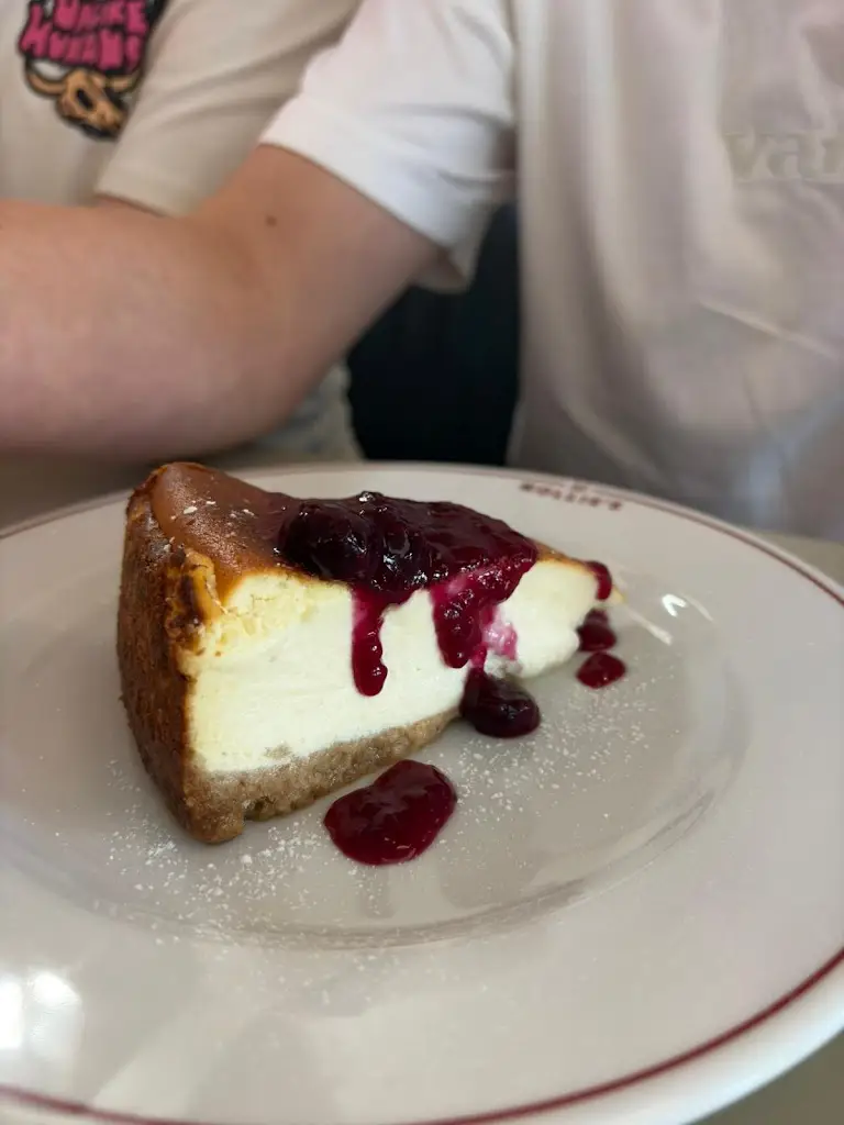 Michele Logan_Mollie's Motel & Diner Oxfordshire_Faringdon_review