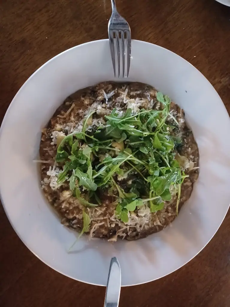 Kemal Breko_The Lamb Tavern, Buckland_Faringdon_review