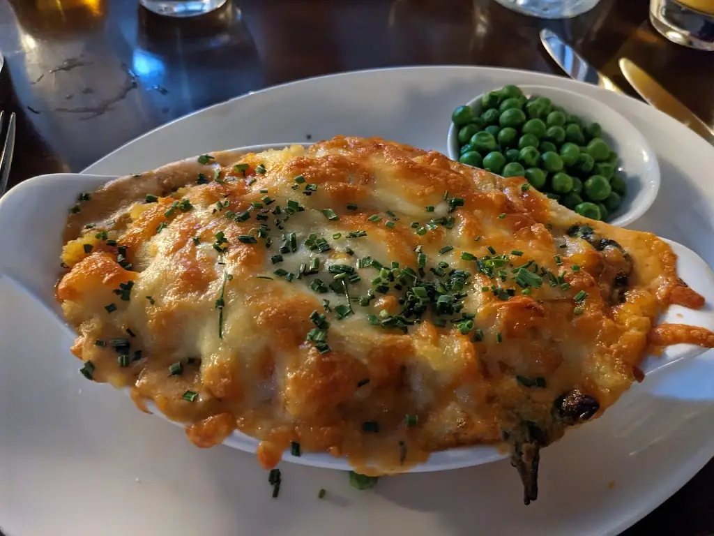 Pooi Yi Wong_The Lamb Tavern, Buckland_Faringdon_review