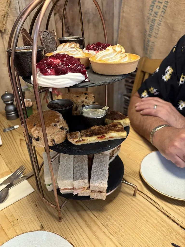 Sarah Wilks_The Forest Restaurant_Fazeley_review