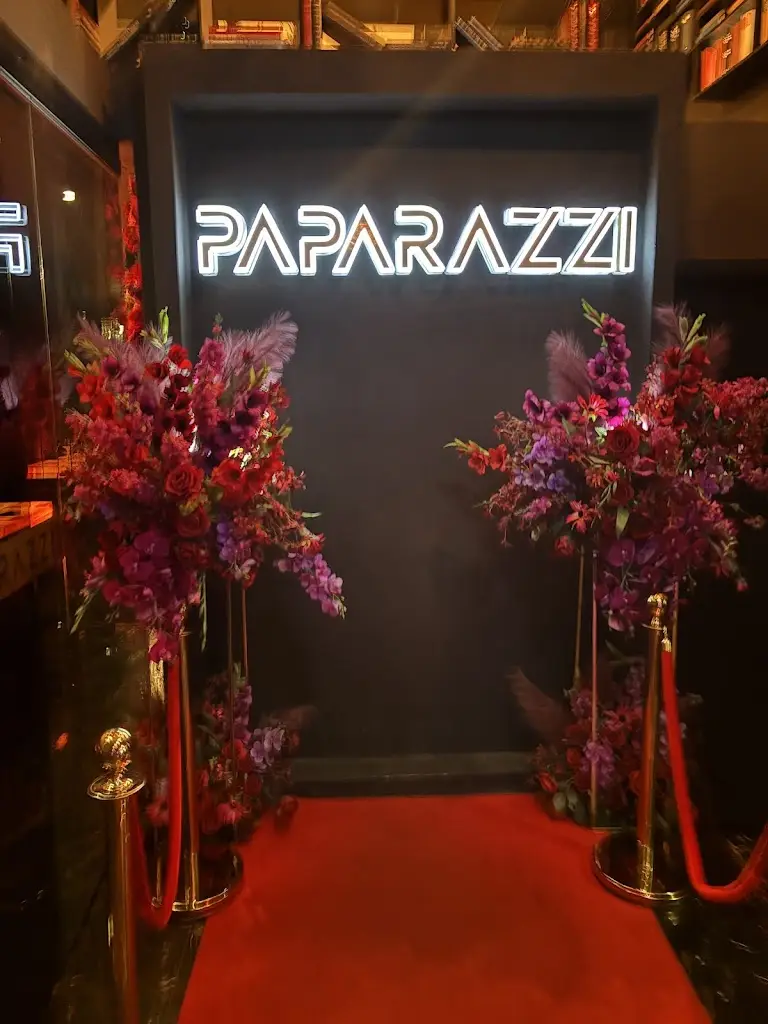 Tina XxX_Paparazzi Restaurant_Fazeley_review