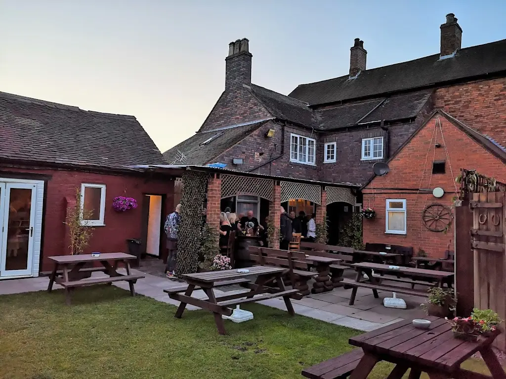 The Three Horseshoes_Fazeley_slider_image_3