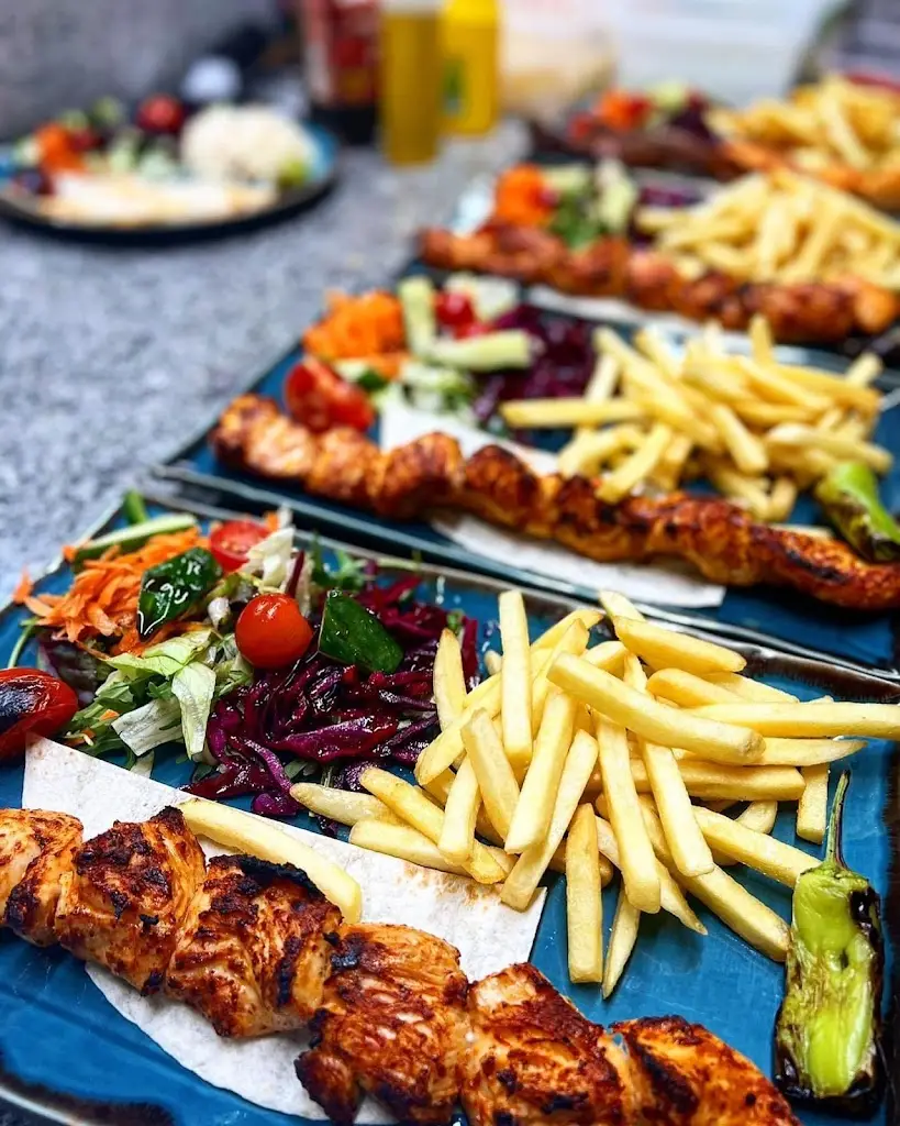 Izmir Turkish Restaurant, Farnham Common_Farnham Royal_slider_image_2