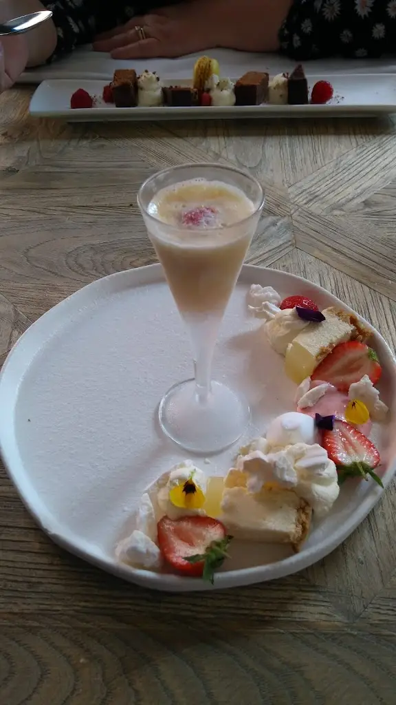 Menu_The Foresters_Farnham Royal_image_6