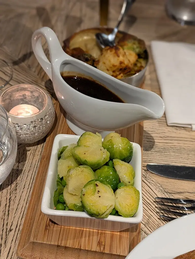 Menu_The Foresters_Farnham Royal_image_9