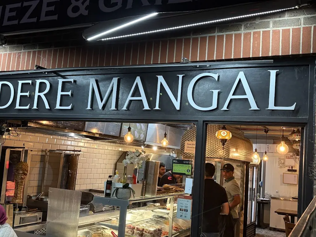 Naeem Malik_Dere Mangal_Farnham Royal_review