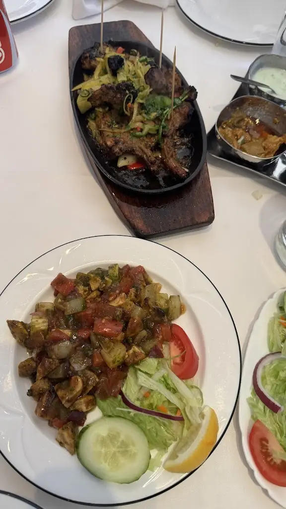 mandeep kaur_Memories of India_Farnham Royal_review