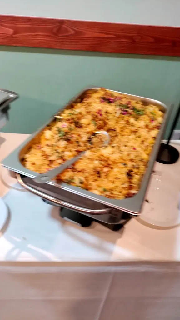 Javatri Banqueting, Restaurant & Bar_Farnham Royal_slider_image_2