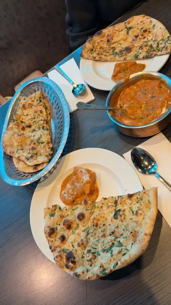 arnav walia_Exotic Karahi_Farnham Royal_review