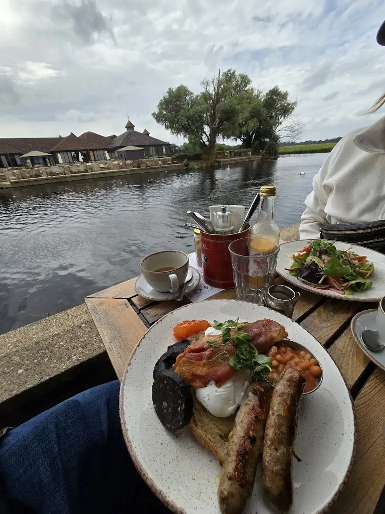 The River Terrace_Fenstanton_slider_image_3