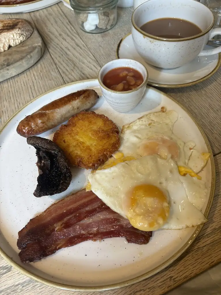 Rebecca Davies-Mckay_Sun Inn_Faversham_recensione