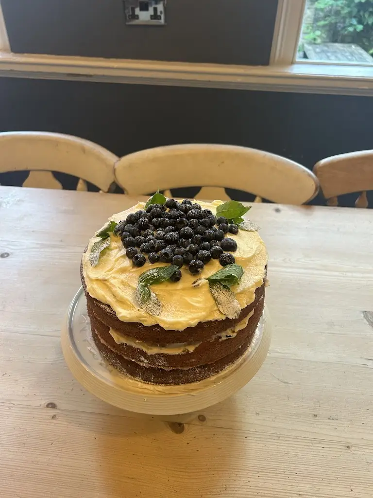 Rachel Rhodes_Jittermugs Coffee Wine and Tapas Bar_Faversham_recensione