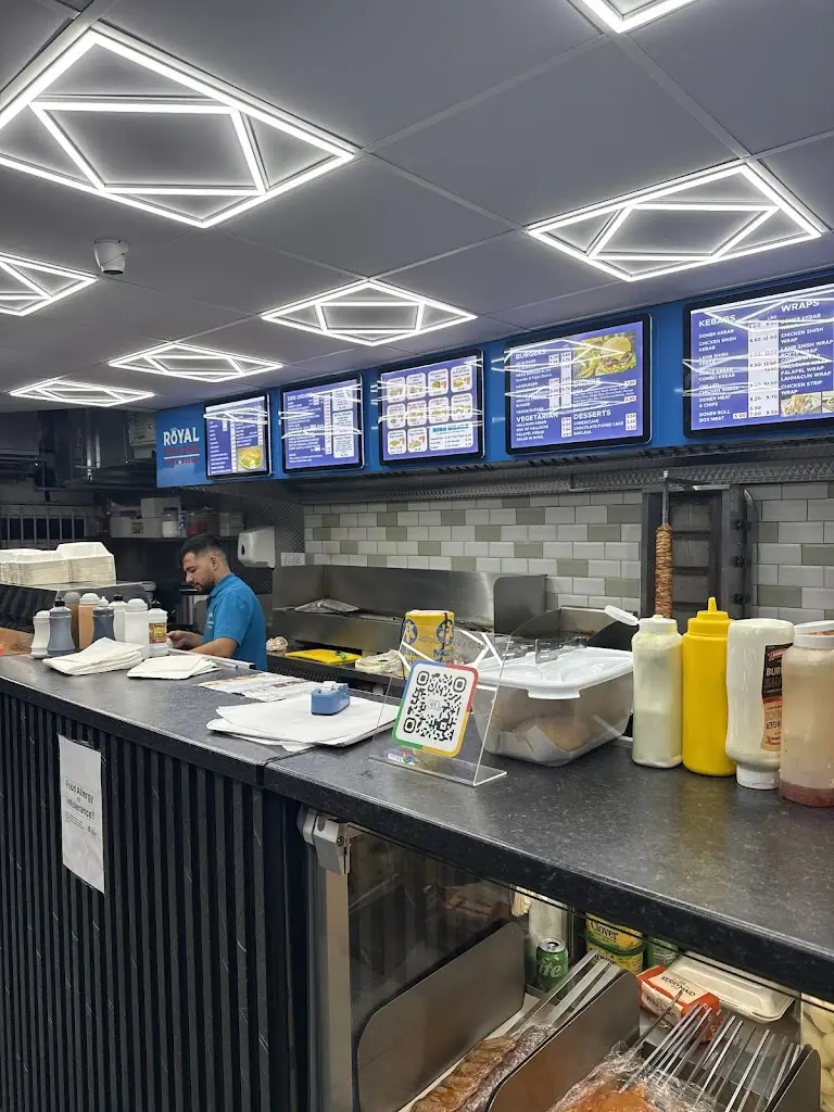 Info Lamp_Royal Fish & Kebab_Aveley_review
