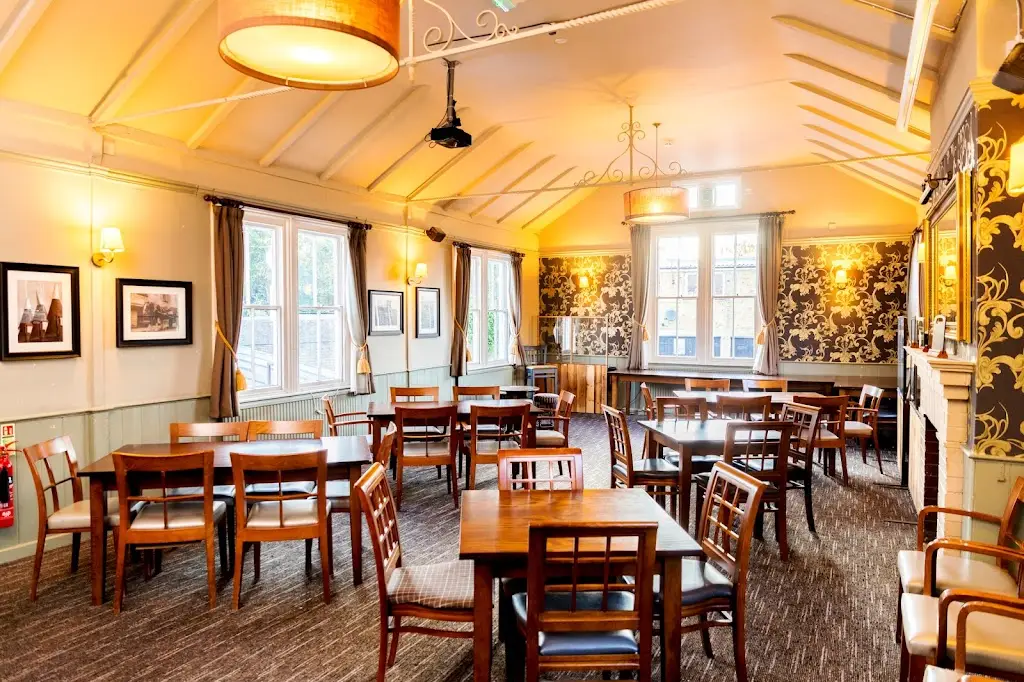 The Limes restaurant in Faversham