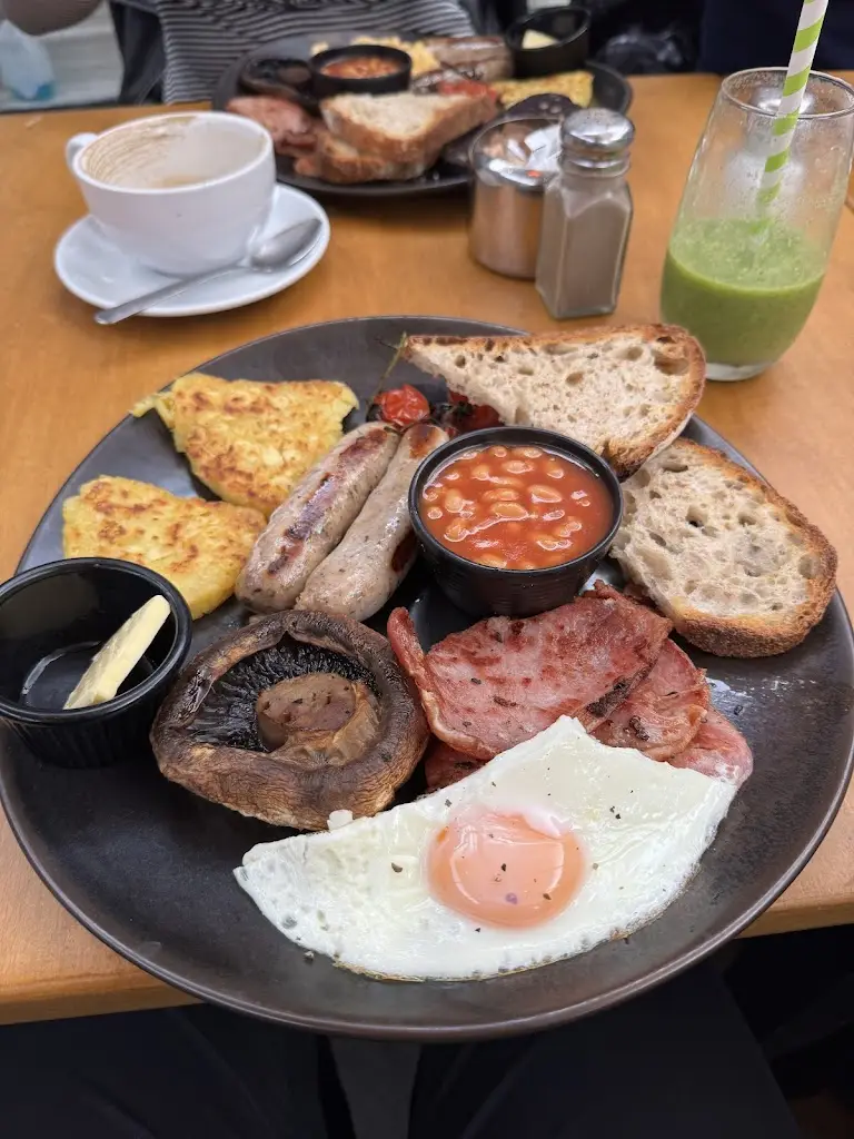 James Weston_Cosgroves_Faversham_recensione