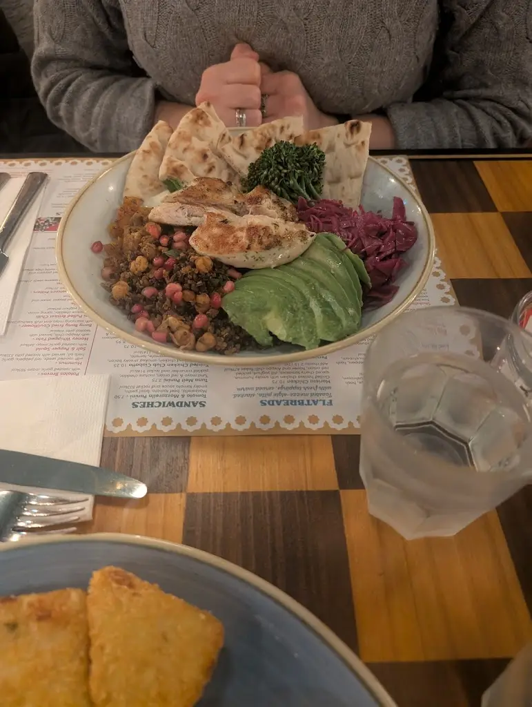 Menu_Leo Lounge_Faversham_image_7