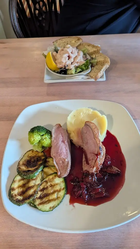 Fiona Marshall_The Alma_Faversham_review