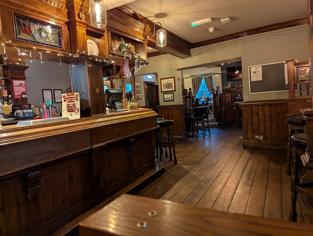 Daniel Williams_The White Hart_Fernhill Heath_recensione