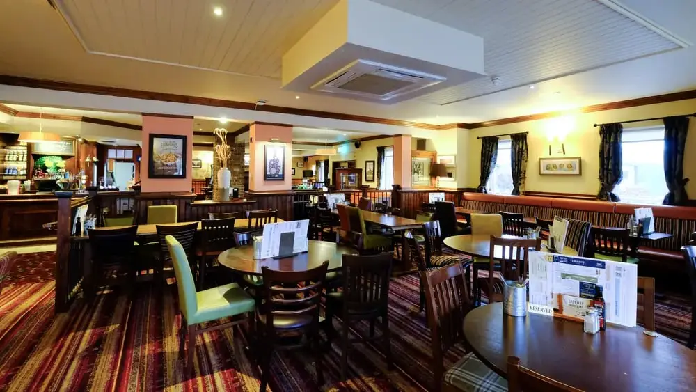 Bluebell Farm - Dining & Carvery_Fernhill Heath_slider_image_1