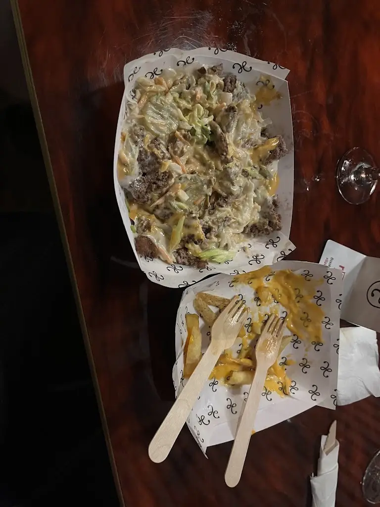 Camice Revier_TwentyTwo_Fernhill Heath_review