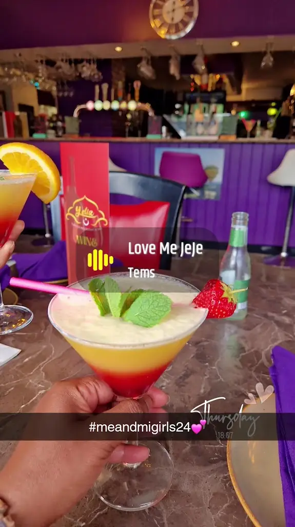 Yeliz Turkish Restaurant & Bar_Fernhill Heath_slider_image_2