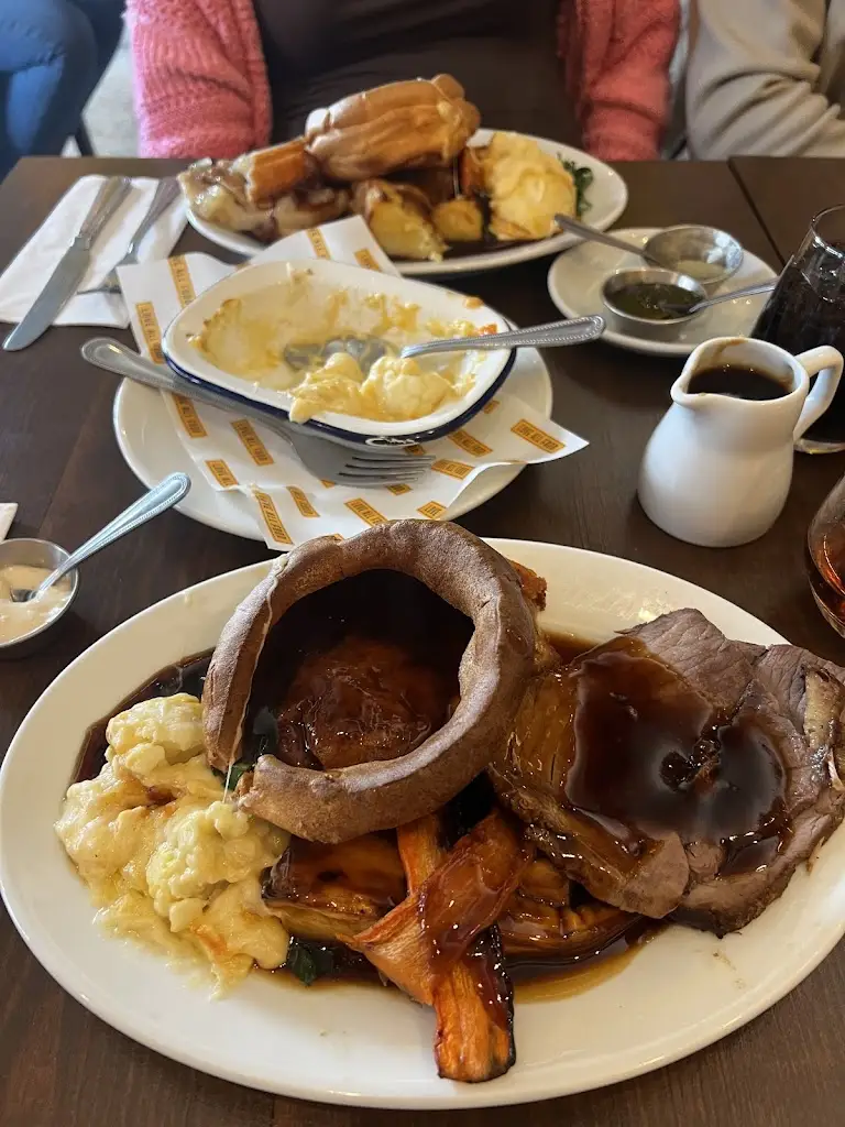 Abigail_Love All Food_Ferndown_review