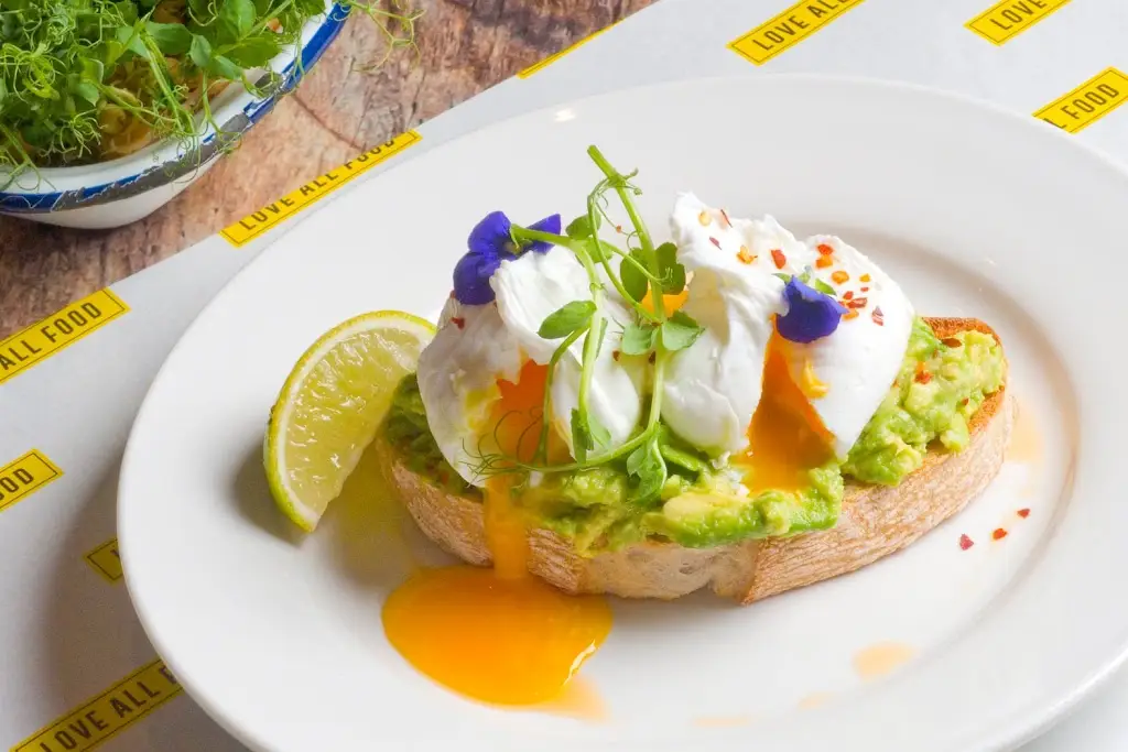 Love All Food_Ferndown_slider_image_3