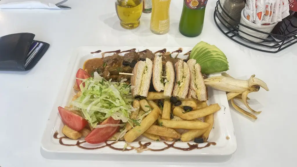 Hide away cafe_Feltham_slider_image_3